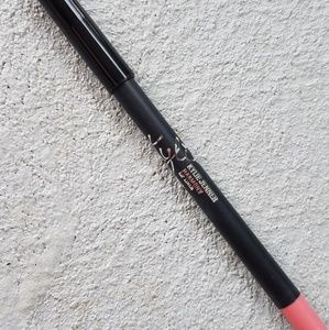 Kylie Jenner Harmony Lip liner